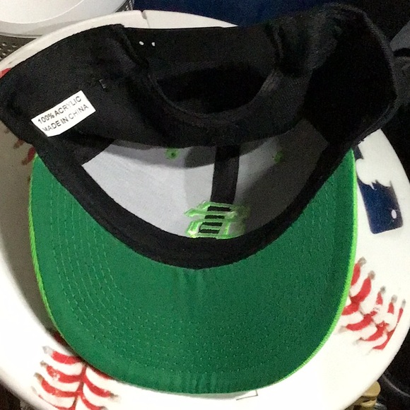 San Francisco Giants Men’s 2-Tone SnapBack Baseball Hat Cap - Picture 3 of 3